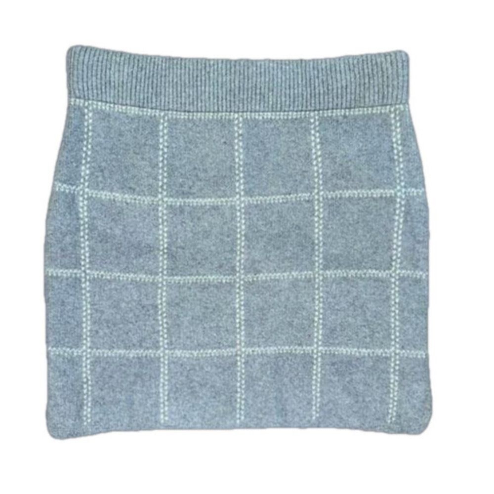 Elegant Gray Checkered Women's Skirt